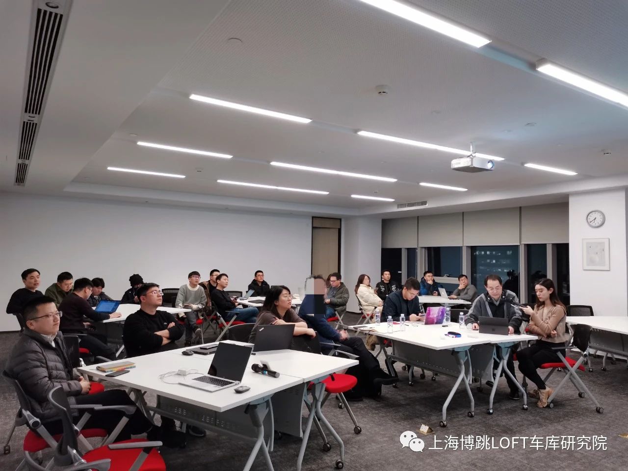 潍坊杭州LOFT车库专题会